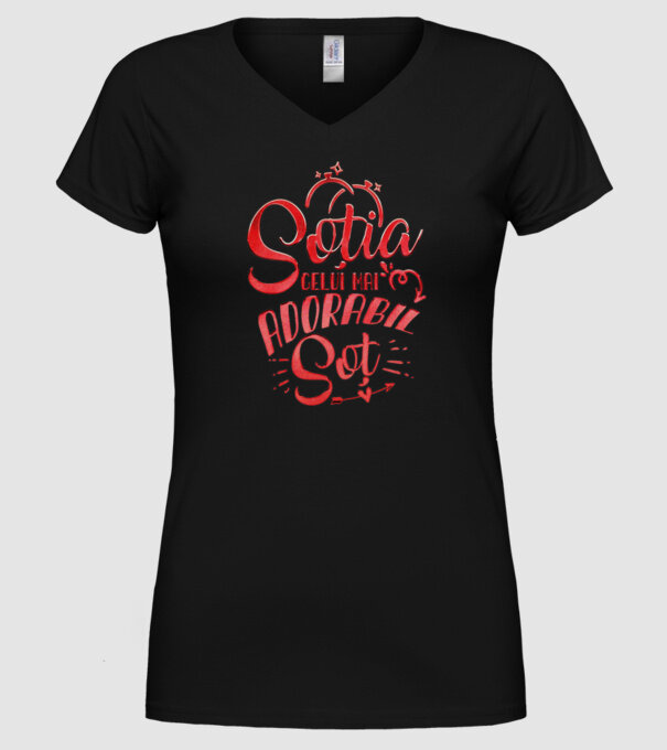 Soția celui mai adorabil soț model negru pe tricou