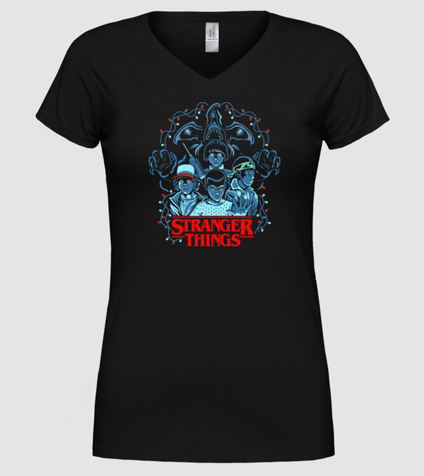 ST model negru pe tricou