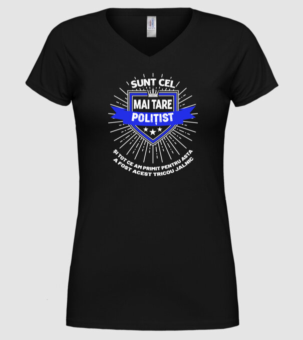 Sunt cel mai tare polițist și tot ce am primit pentru asta a fost acest tricou jalnic model negru pe tricou