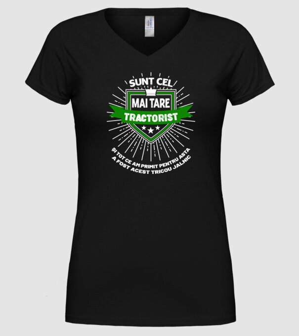 Sunt cel mai tare tractorist și tot ce am primit pentru asta a fost acest tricou jalnic model negru pe tricou