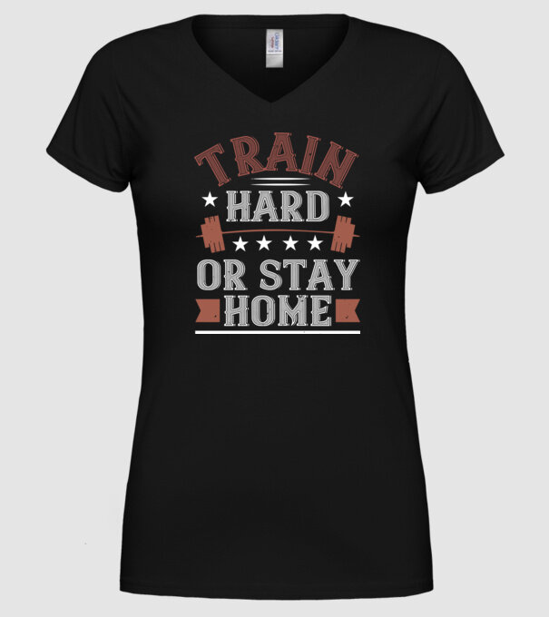 Train Hard model negru pe tricou