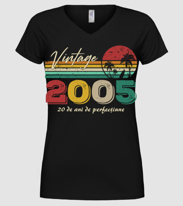 VINTAGE 2005 model negru pe tricou