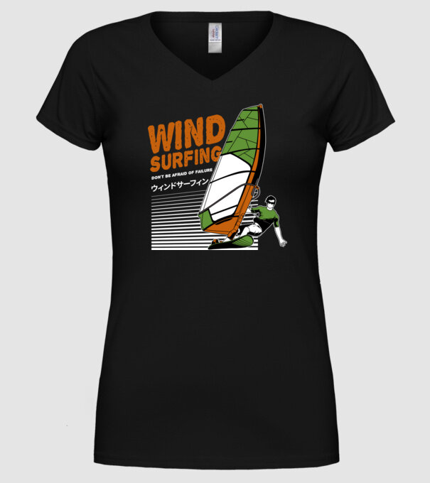 Wind Surf model negru pe tricou