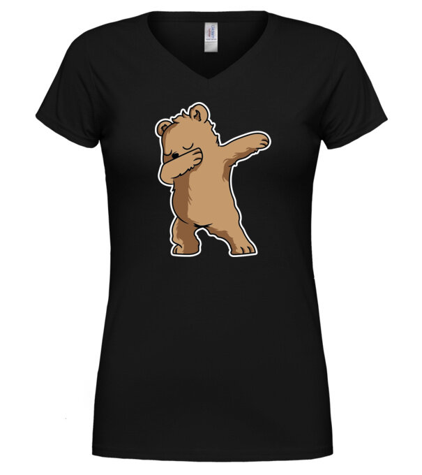  model  pe tricou