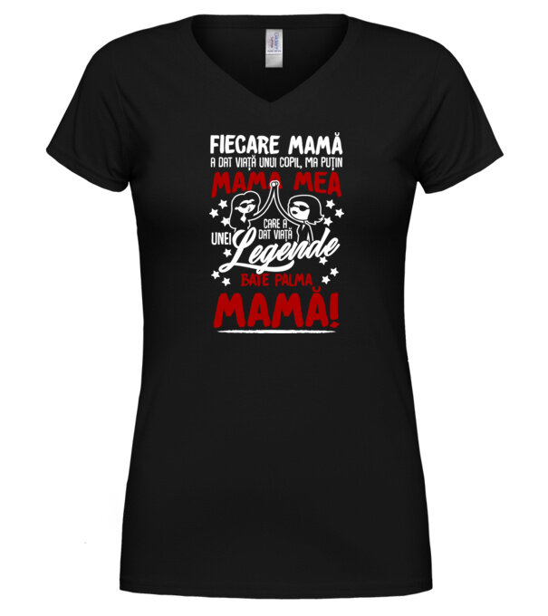 model  pe tricou