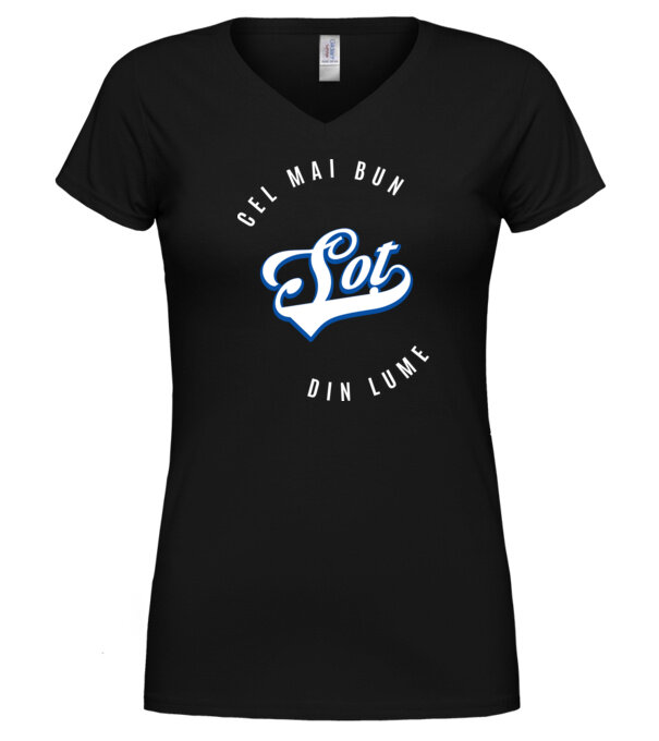  model  pe tricou
