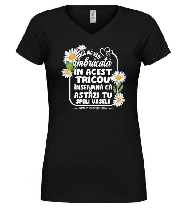  model  pe tricou