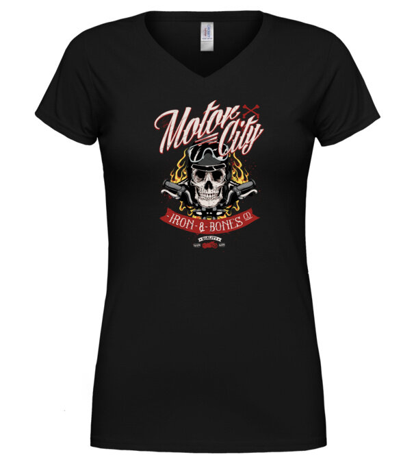  model  pe tricou