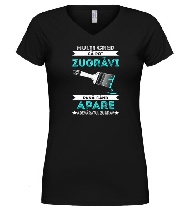  model  pe tricou
