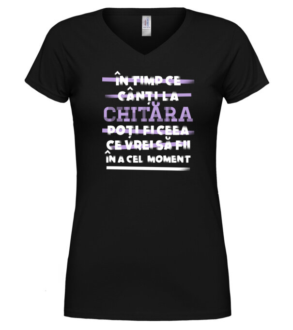  model  pe tricou