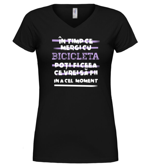  model  pe tricou
