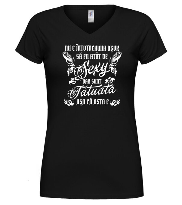  model  pe tricou