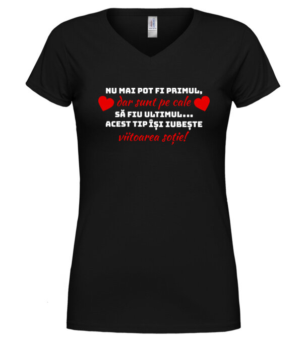  model  pe tricou