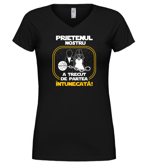  model  pe tricou