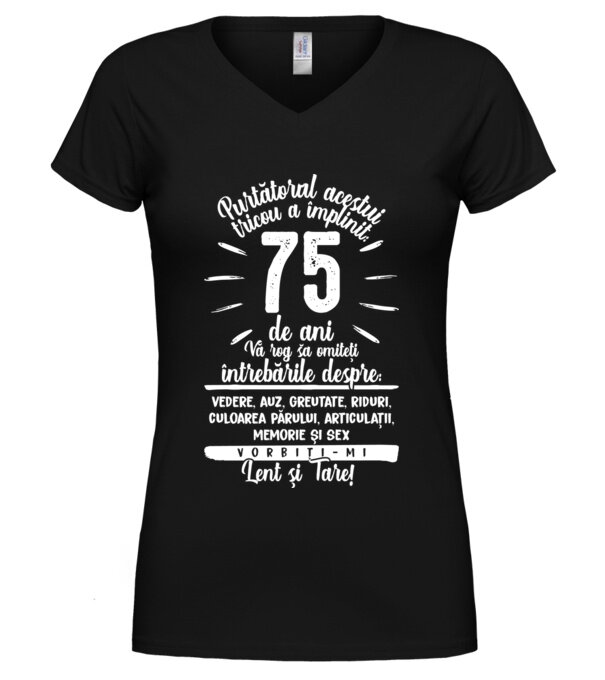  model  pe tricou