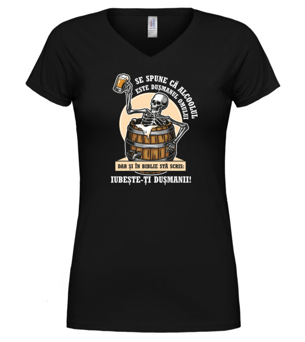  model  pe tricou