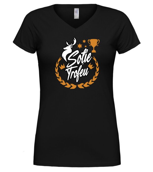  model  pe tricou