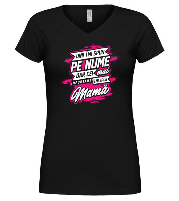  model  pe tricou