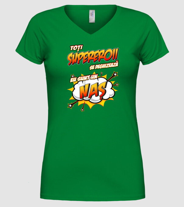 Toți supereroii se deghizează, eu sunt un naș model verde pe tricou