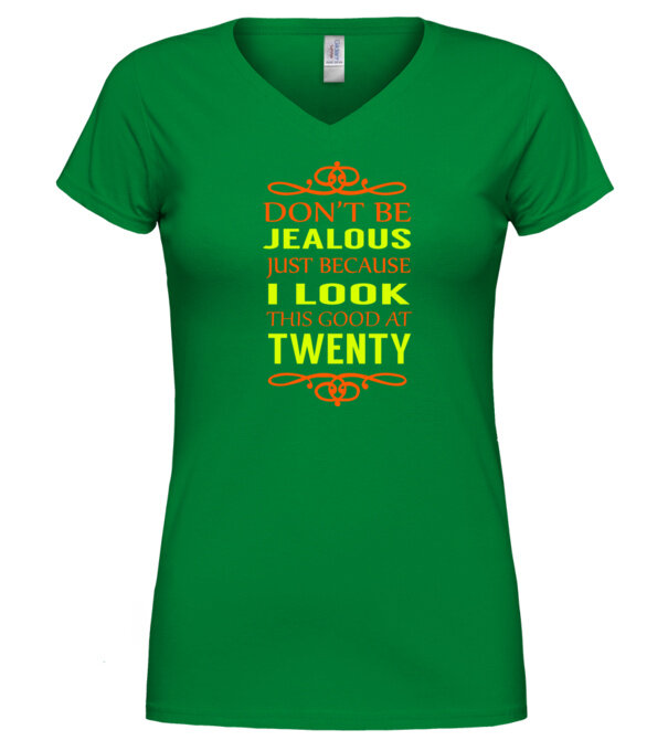  model  pe tricou