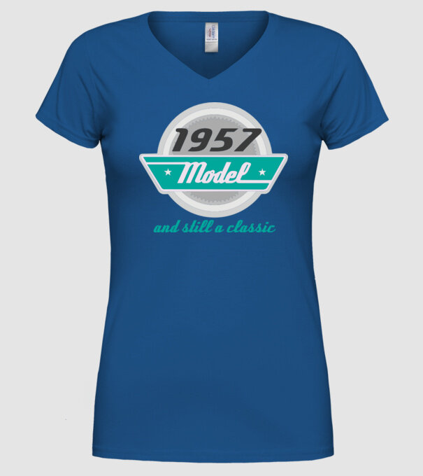 Model and still a classic - 1957 model albastru regal pe tricou