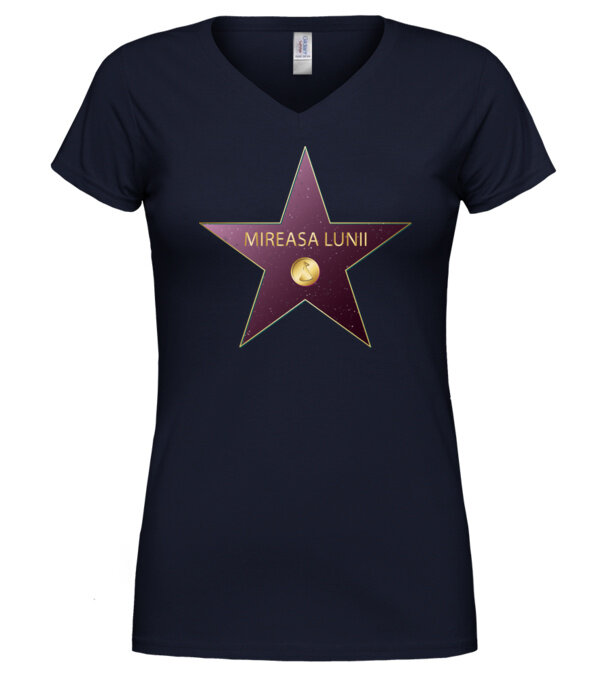 model  pe tricou