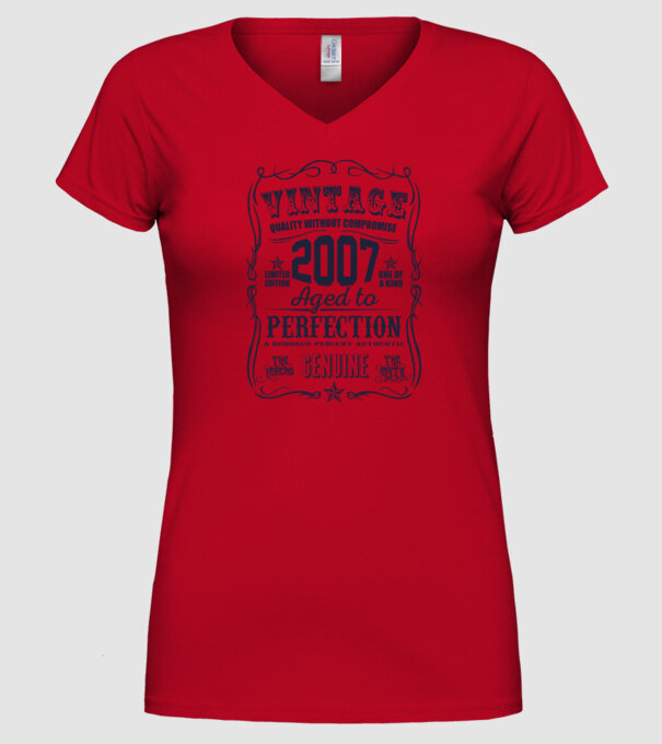 Vintage Perfection - 2007 model roșu pe tricou