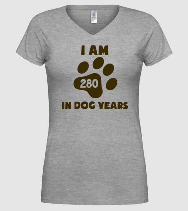 Dog Year - 280 model gri pe tricou