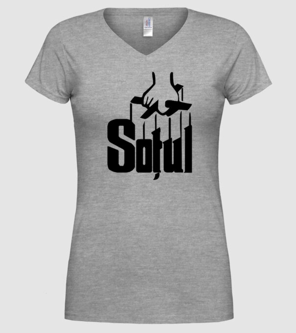 Soțul model gri pe tricou