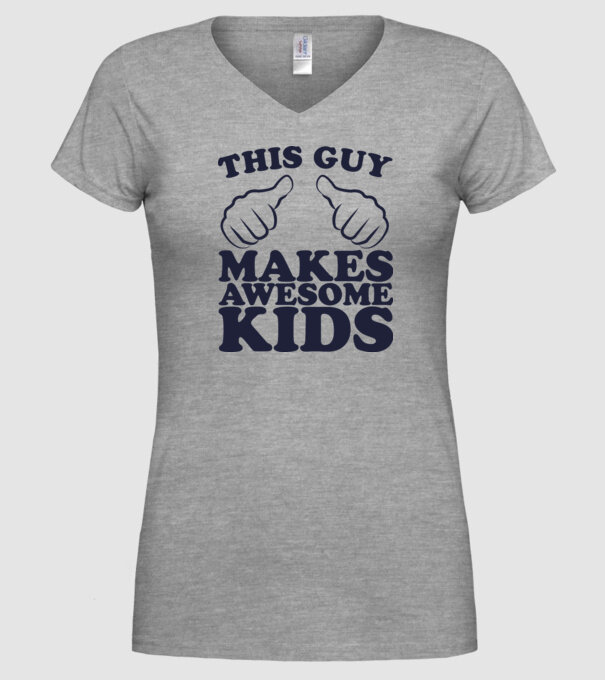 this guy makes awesome kids model gri pe tricou