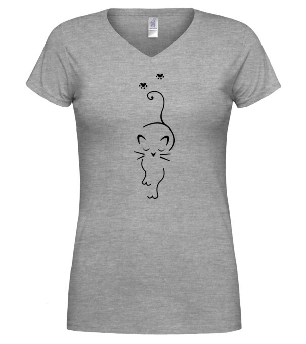  model  pe tricou