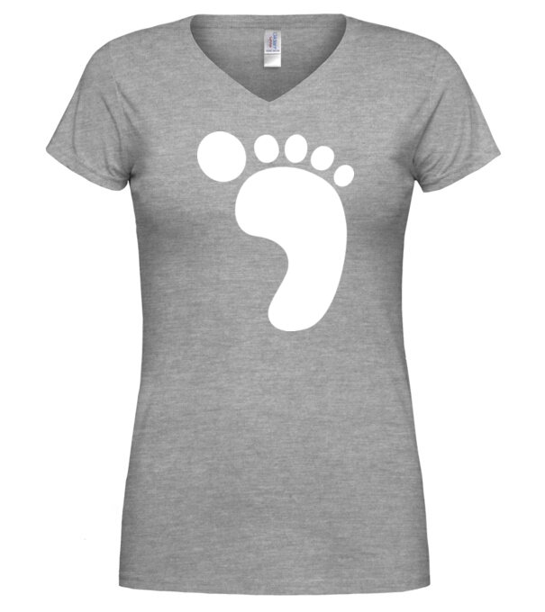  model  pe tricou