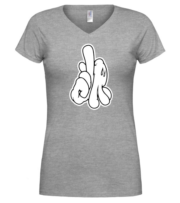 model  pe tricou