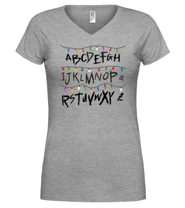  model  pe tricou