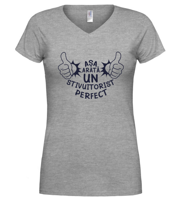  model  pe tricou