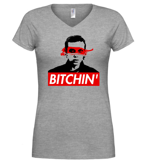  model  pe tricou