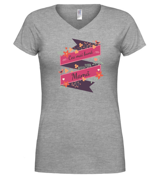  model  pe tricou
