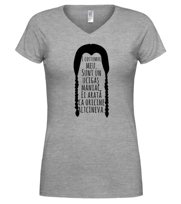  model  pe tricou