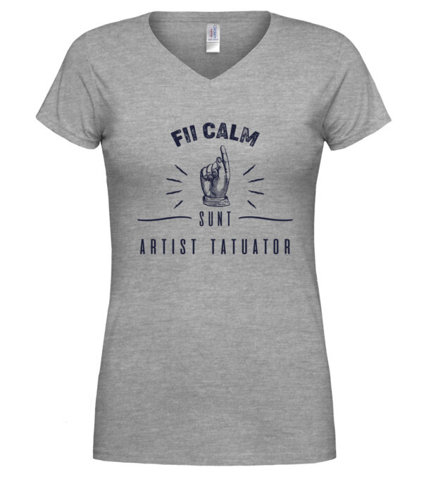  model  pe tricou
