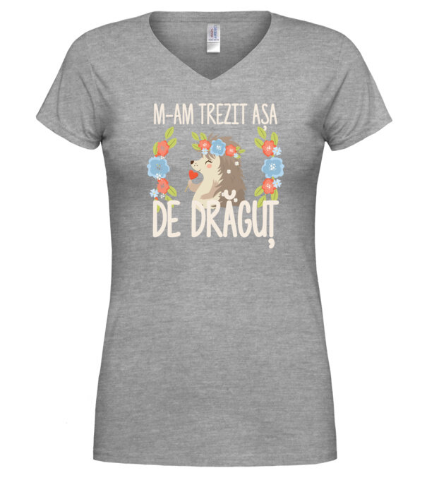  model  pe tricou