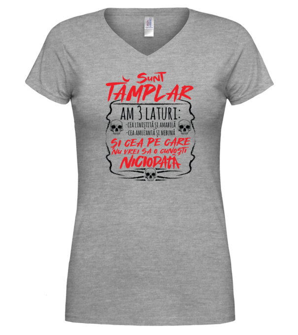  model  pe tricou