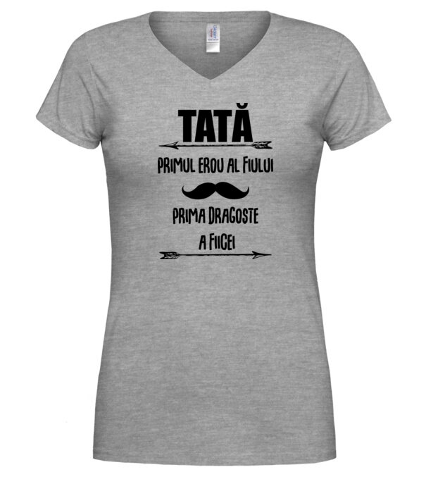  model  pe tricou