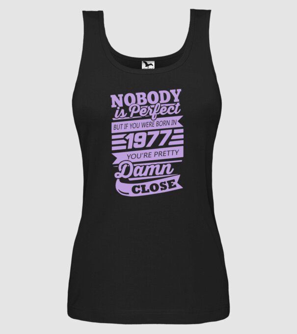 Nobody 1977 model negru pe tricou