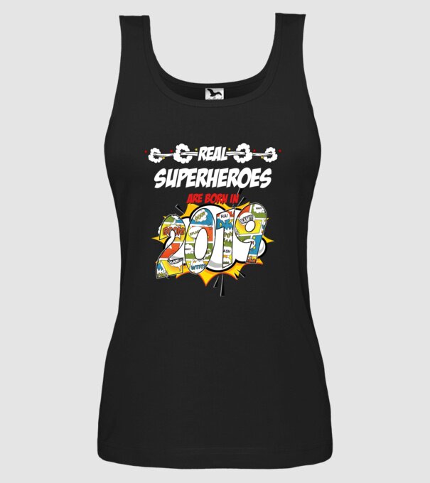 real superheroes are born in 2019 model negru pe tricou