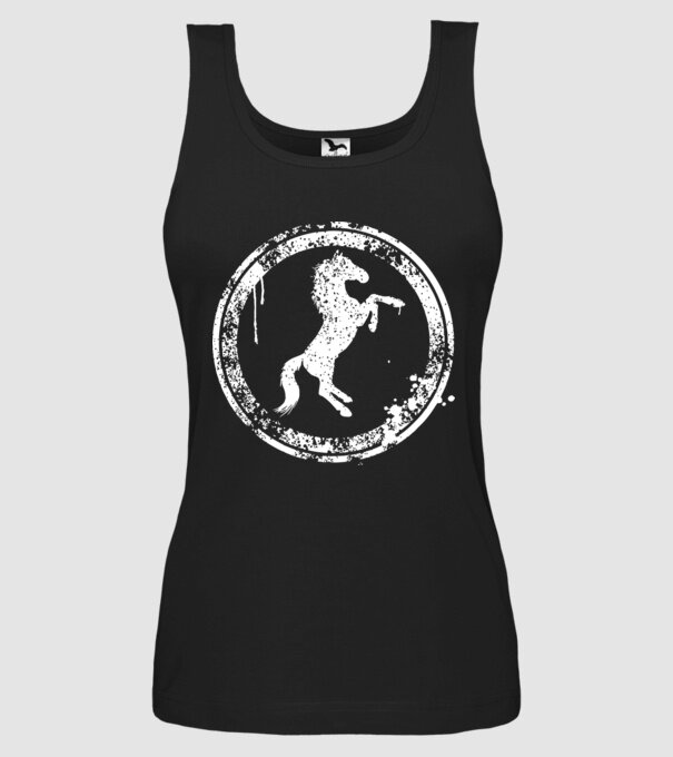 horse badge model negru pe tricou