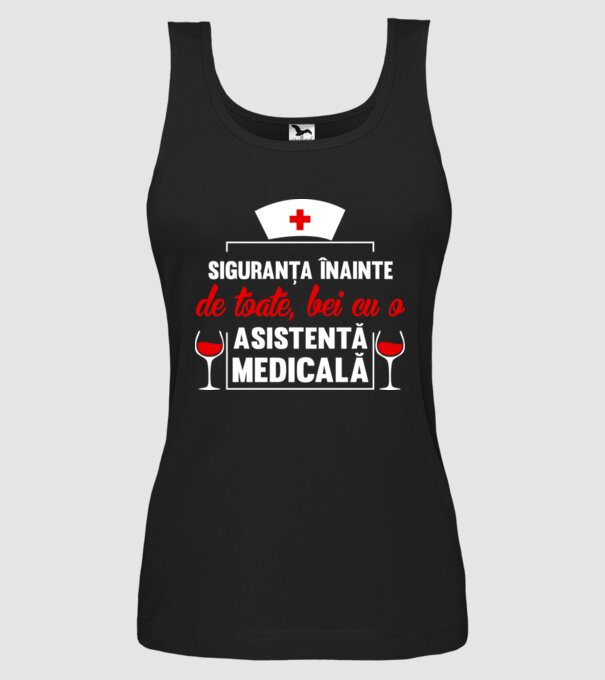 Siguranța înainte de toate, bei cu o asistentă medicală model negru pe tricou
