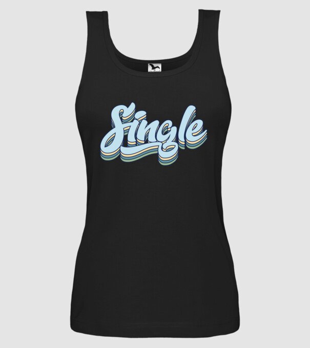 single model negru pe tricou