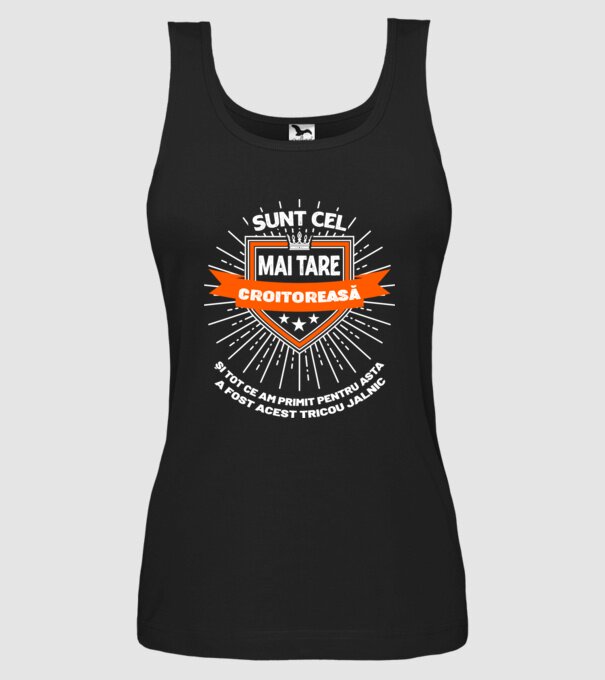 Sunt cea mai tare croitoreasă și tot ce am primit pentru asta a fost acest tricou jalnic model negru pe tricou