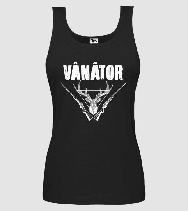 vânător model negru pe tricou