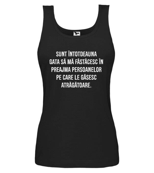  model  pe tricou